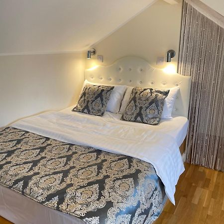 The White Lodge Hotel Hereford Extérieur photo