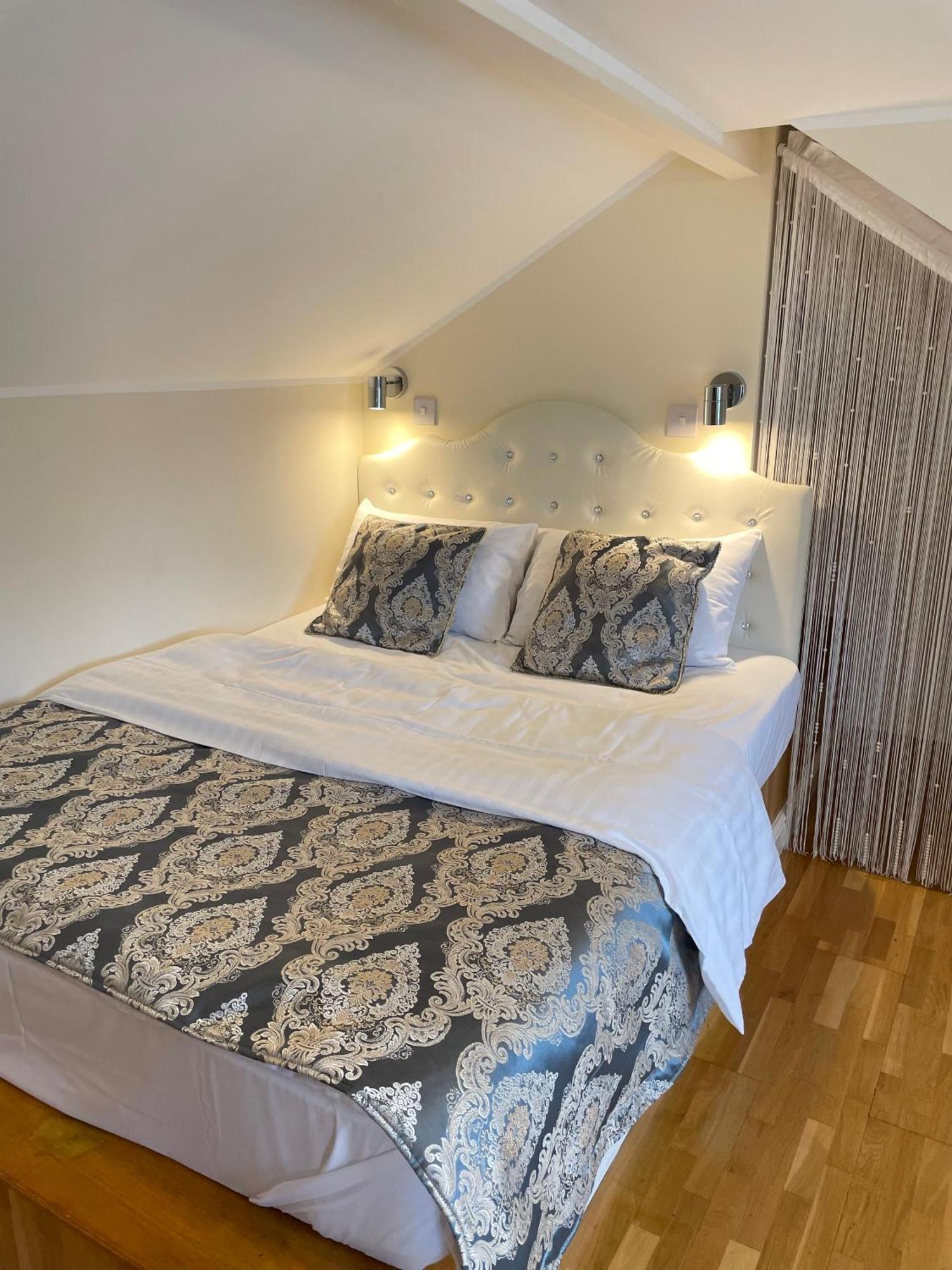 The White Lodge Hotel Hereford Extérieur photo